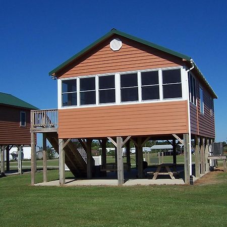 Hyde County Lodges Engelhard Exteriör bild